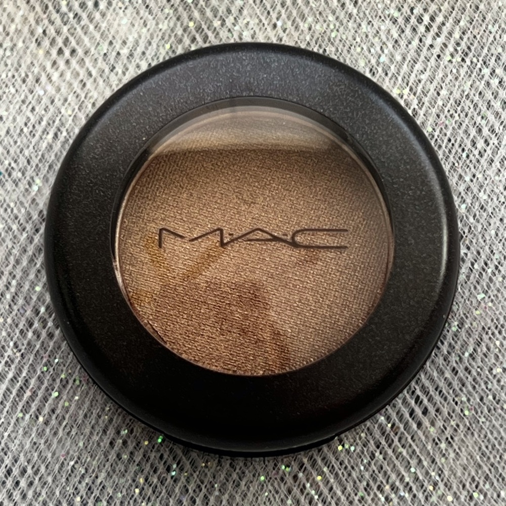 🚫SOLD!!!🚫MAC Woodwinked Eyeshadow